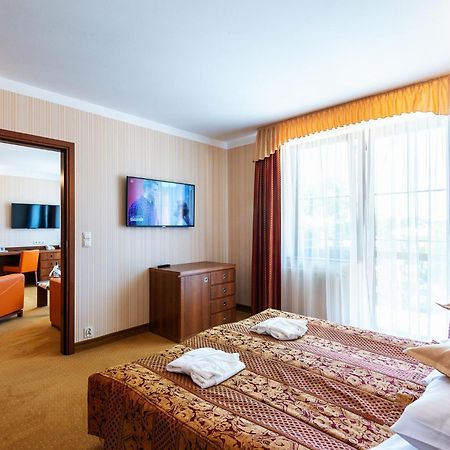 Dworek Morski Spa & Wellness Mielno  Extérieur photo