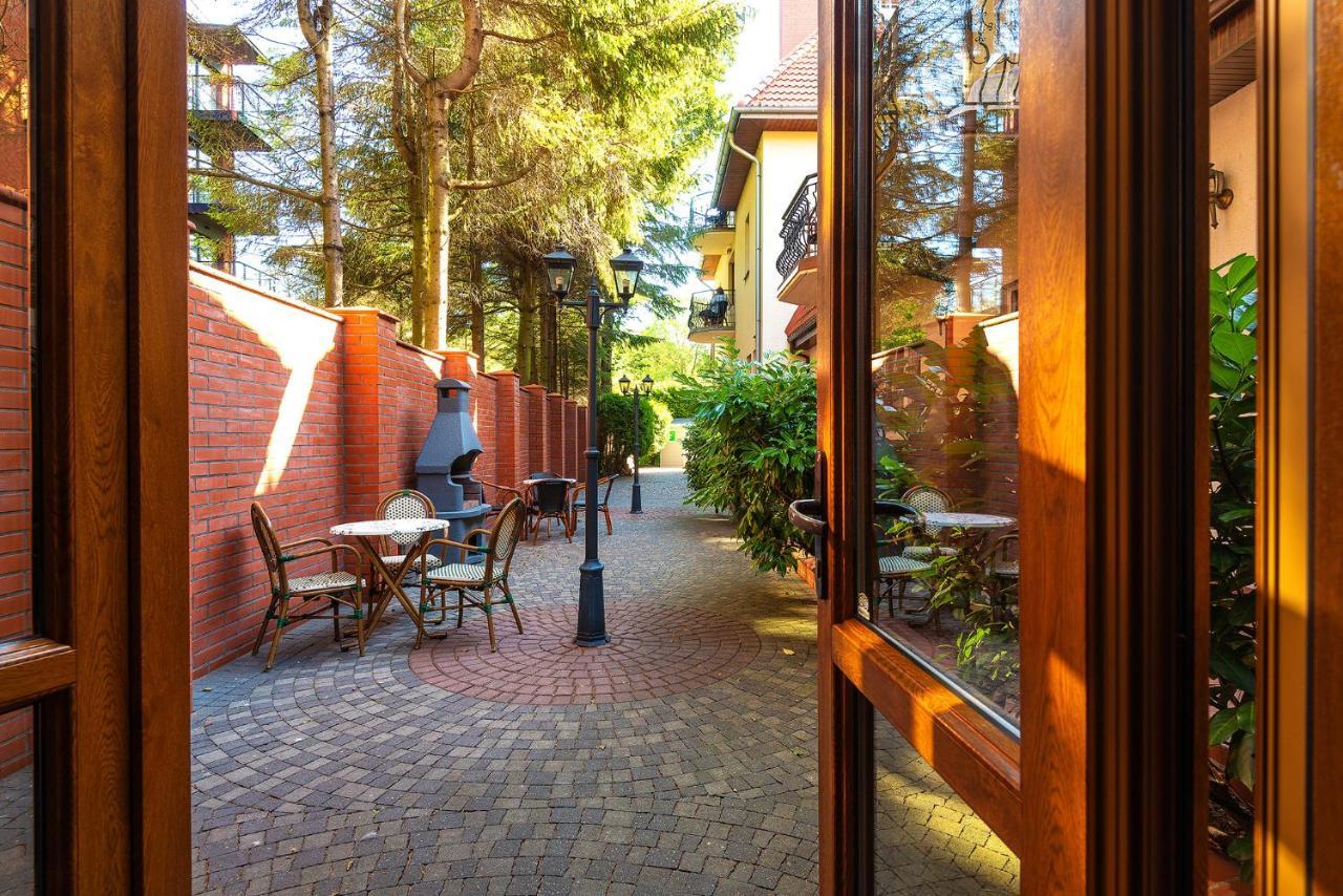 Dworek Morski Spa & Wellness Mielno  Extérieur photo